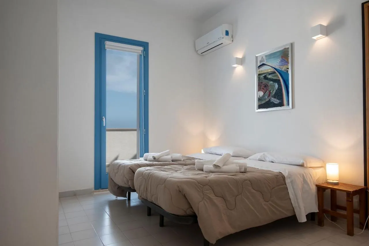 Casa Azzurra Sul Mare E Centralissima سان فيتو لو كابو بيت للعطل
